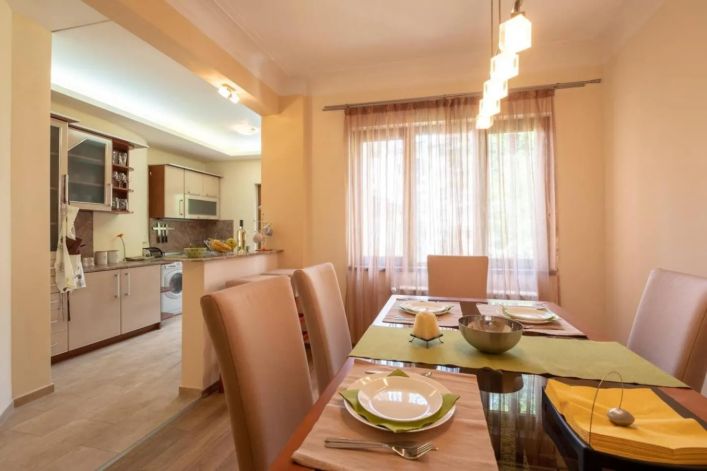Top Pick! Central Spacious 2 Bedroom Apartment Sofia Bulgarien
